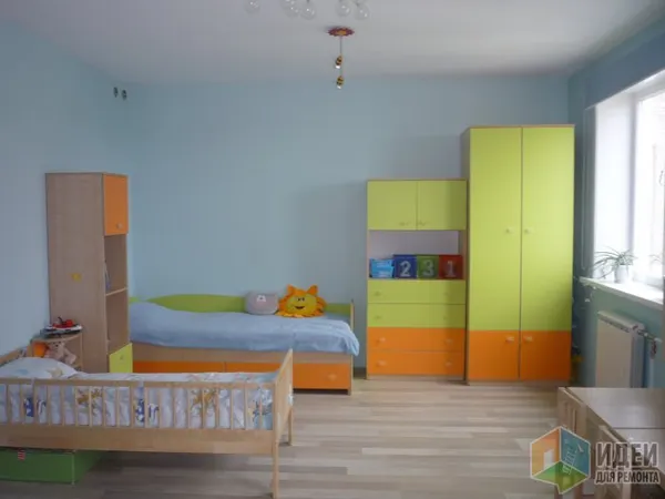 спальное место в комнате ребенка