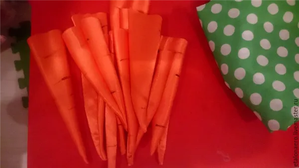 Как сделать морковку из пледа