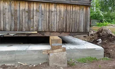 Деревянный дом с ленточным фундаментом