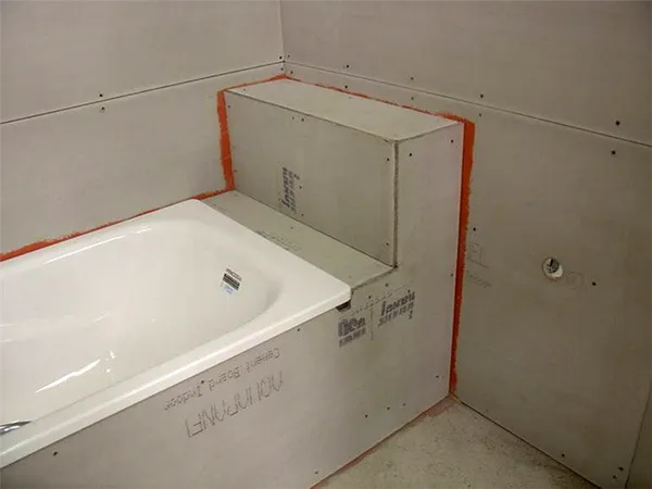 Отделка ванной комнаты с использованием аквапанелей KNAUF