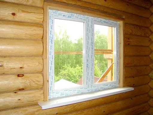 картинка подоконник в деревянном доме
