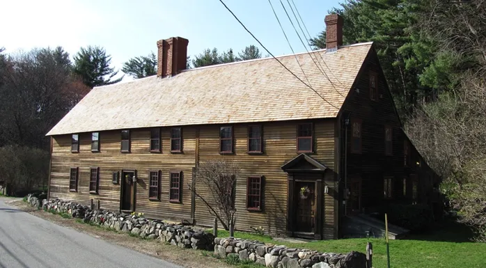 Stanley Lake House, Topsfield, 1693 - старый каркасный дом