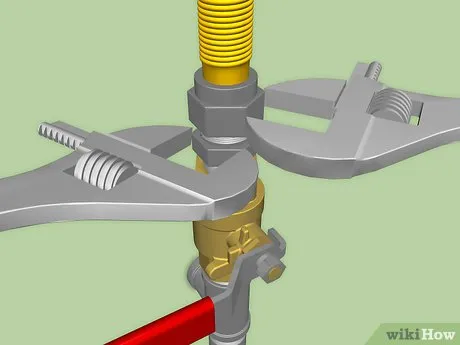 Step 6 Отсоедините гибкий шланг.